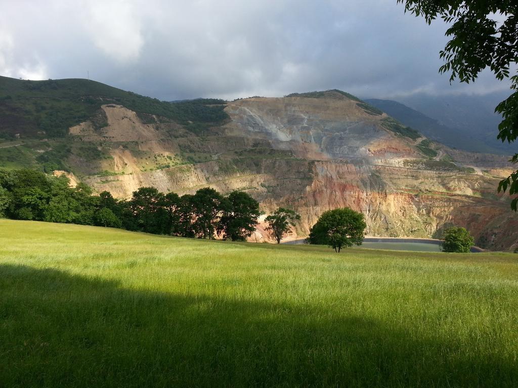 Alojamiento Calzada Romana Belmonte De Miranda Exterior photo